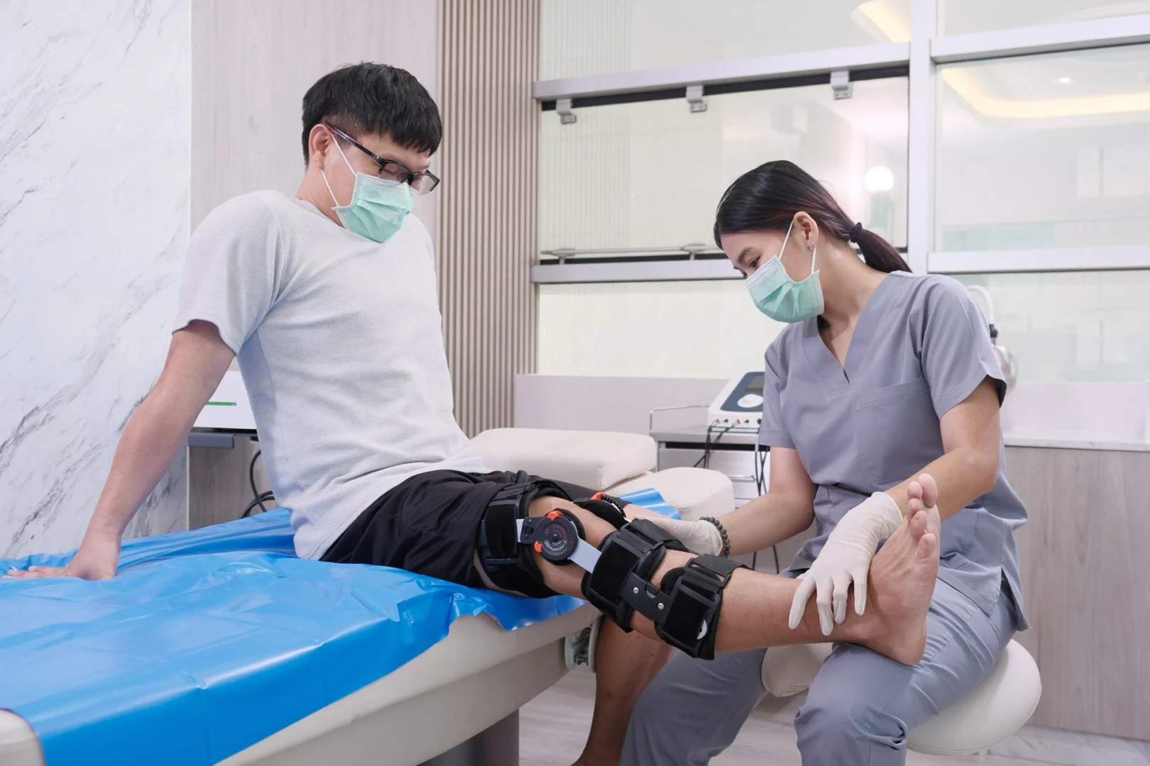 piraya clinic, ภิรญา คลินิก, คลิกนิกความงาม, คลินิก, ทำหน้า, หัตถการ, เมืองทอง, กายภาพ, กายภาพบำบัด, Hifu, Botox, Filler, Thermage, ฟิลเลอร์, โบท็อกซ์