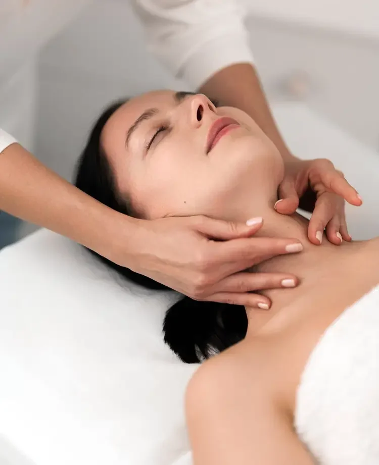 ขั้นตอนการนวดหน้า, Treatment, Facial Treatments, ทรีตเมนท์ผิวหน้า, piraya clinic, ภิรญา คลินิก, คลิกนิกความงาม, คลินิก, ทำหน้า, หัตถการ, เมืองทอง, ทรีตเมนท์
